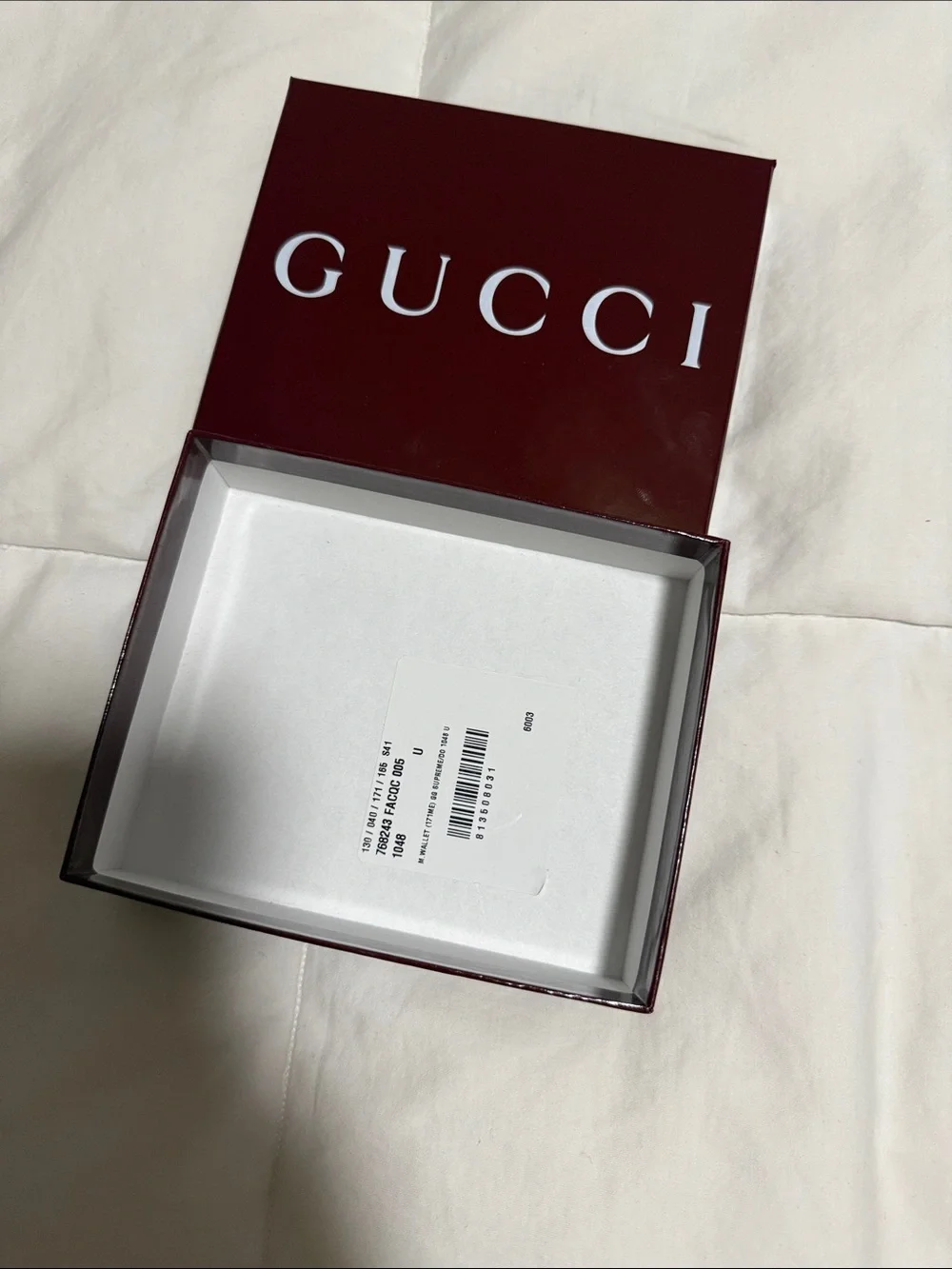 Gucci Burgundy and White Logo Box (for men’s wallet)